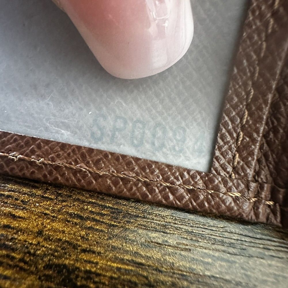 Louis Vuitton Taiga Bifold ID Card Case‎ Slim Wallet Brown Leather - Picture 5 of 10